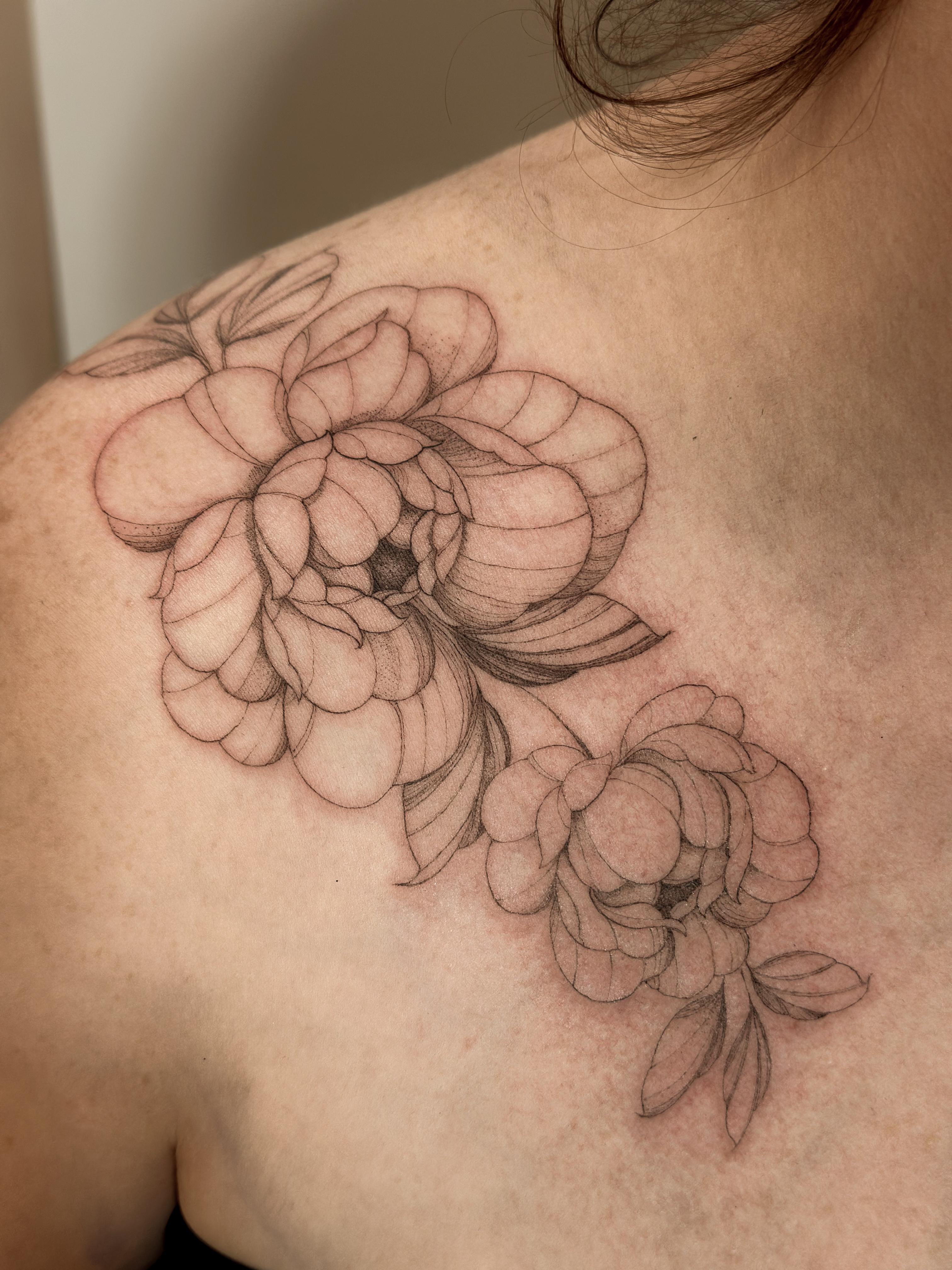 Laney Tattoo fine-line design from portfolio image IMG_2034