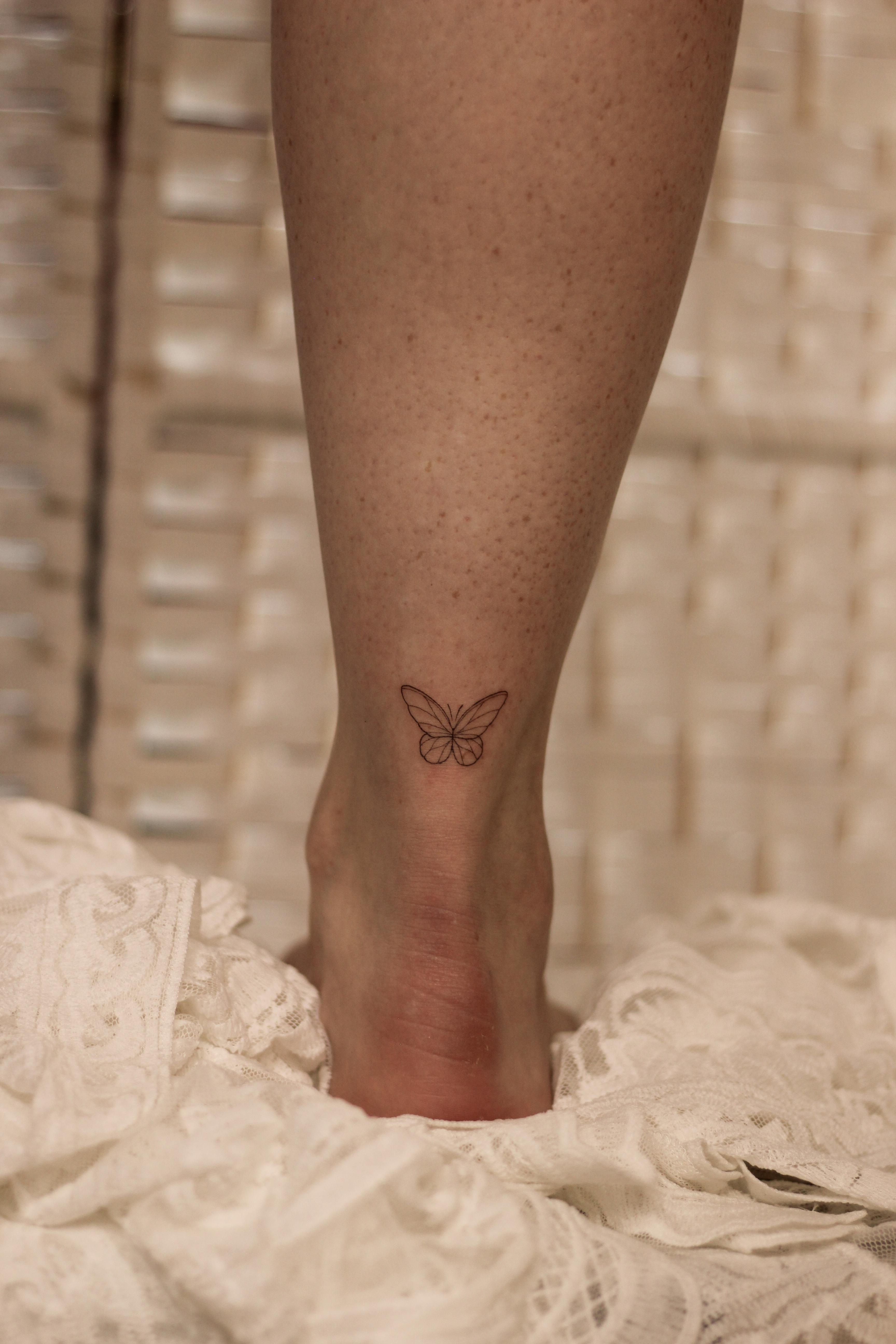 Laney Tattoo fine-line design from portfolio image IMG_5454